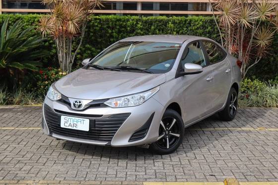 TOYOTA YARIS 1.5 16V FLEX SEDAN XL LIVE MANUAL